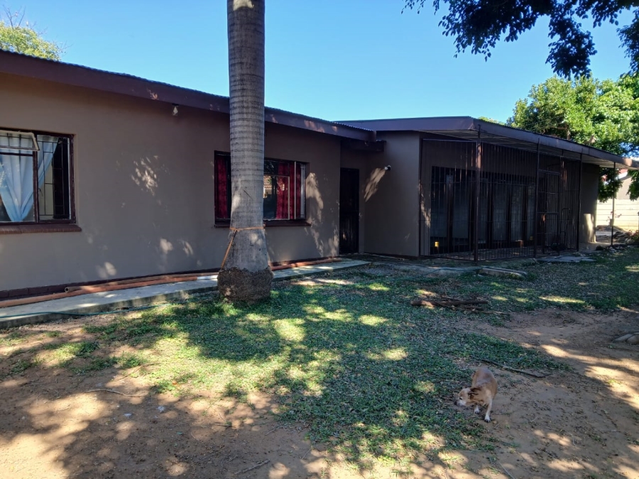 4 Bedroom Property for Sale in Bodorp North West